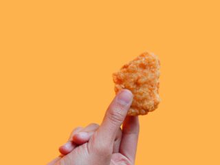 De kipnuggetgeneratie: 'Gewend aan fastfood, maar niet aan verantwoordelijkheid nemen'