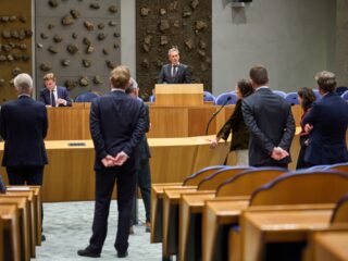 Demissionaire kabinet 'een grandioos mislukt experiment'? 'We hebben nieuwe mensen nodig'
