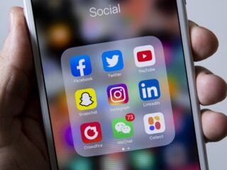 Kinderen beschermen met leeftijdscontrole op social media? 'Klein onderdeel van complex probleem'