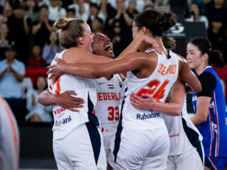 Historische wereldtitel 3x3-basketbalsters: 'Masterclass in gecontroleerd basketballen'