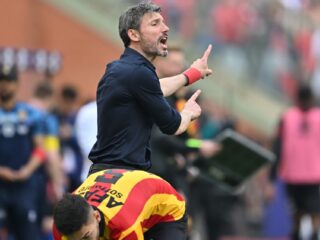 Royal Antwerp wint Belgische bekerfinale, eerste prijs als hoofdtrainer voor Van Bommel