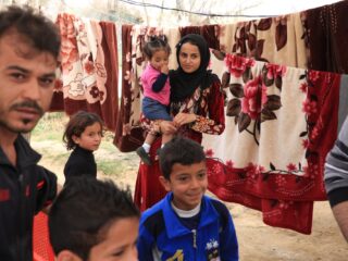 Minder geld naar ontwikkelingshulp: 'Gebrek aan menselijkheid'