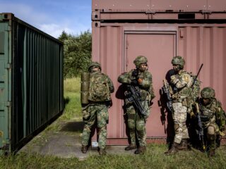 'Overheid moet duidelijker communiceren over dreigende oorlog en rampspoed'