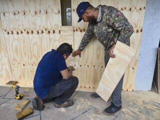 Orkaan Milton verandert in politieke storm