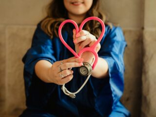 Is het gezonder om nachtdiensten in de zorg af te schaffen?