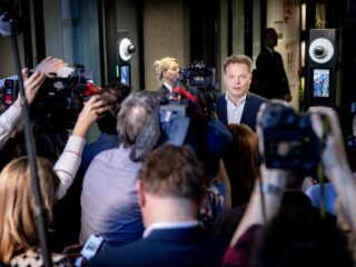 Persvrijheid in Nederland: 'Juridische dreigementen zorgen voor zelfcensuur'