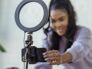 Politiek in gesprek met influencers: waar ligt verantwoordelijkheid?