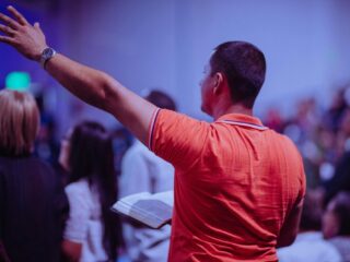 'Christenen moeten leren van zich af te bijten'