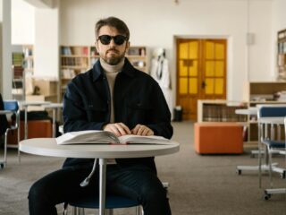 Personeelstekort? '213.000 slechthorenden en slechtzienden werkloos!'