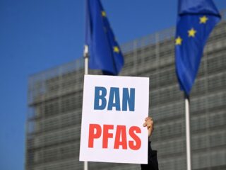 Stand.nl: 'Er moet een totaalverbod komen op PFAS'