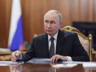 Russische economie in zwaar weer: 'De vraag is: hoe lang pikken de Russen dit nog?'