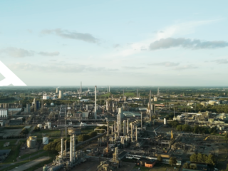 Inspectie stapt naar de rechter om bezwaar te maken tegen nieuwe fabriek op Chemelot