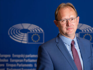 Europees SGP-lijsttrekker Ruissen: 'Schandalig dat UvA lijst met Israëlische contacten vrijgeeft'