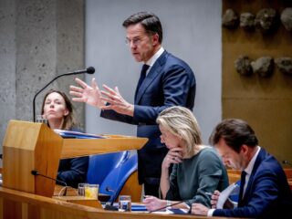 Gebrek aan visie in politiek 'gevaar' voor democratie: 'Partijen worden inwisselbaar'
