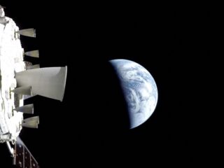 Tal van innovaties en satellieten de ruimte in, maar zal 'in eerste instantie impact hebben op de aarde'