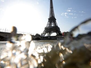 Couleur Locale: verdwaalde monstervissen in de Seine