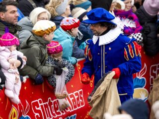 Wat moet je als ouder met al dat snoepgoed rondom de feestdagen? 'Feest is feest, daarna normaal ritme'