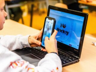 Zijn we te naïef over de negatieve effecten van sociale media? 'Wetgeving is nodig'