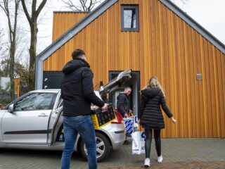 Vakantie wordt volgend jaar flink duurder: 'Gaat ten koste van mensen met laag inkomen'