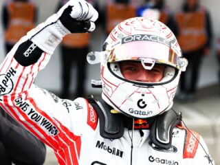 'Verstappen heeft dit weekend weer laten zien dat niet de auto, maar de coureur dit seizoen het verschil gaat maken'