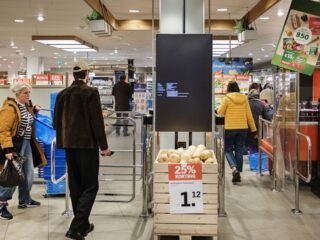 Moet er een noodplan komen voor voedselvoorraad bij supermarkten? 'We zijn onvoldoende voorbereid'