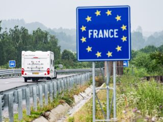 Binnenkort meer grenscontroles Schengengebied? 'Economisch gezien groot belang bij vrij verkeer'