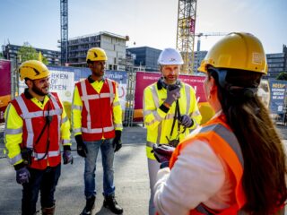 Vrouw op de bouw? 'Zou niet zo bijzonder moeten zijn!'
