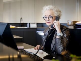 Naast loonkloof ook enorme pensioenkloof tussen mannen en vrouwen: 'Op dit tempo pas decennia later gedicht'