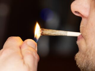 Wietproef van start, maar legalisering blijft een worsteling: 'De hemel valt niet naar beneden'