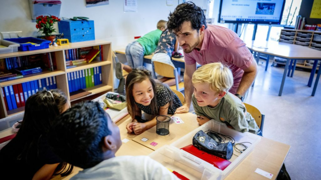 Driekwart onderwijsstagiairs krijgt niet betaald: Algemene Onderwijsbond wil verandering