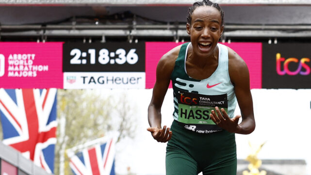 Sifan Hassan wint marathondebuut in Londen: 'Dat wordt nog wat, volgend jaar in Parijs'