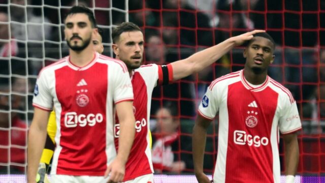 '17-jarige Hato is jongste speler ooit met eigen doelpunt in eredivisie'