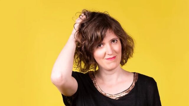 Cabaretière Janneke de Bijl: 'Het is soms vermoeiend om Janneke de Bijl te zijn'