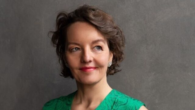 Sanne Wallis de Vries: 'Cabaretiers zijn bereid zichzelf te slopen voor het publiek'