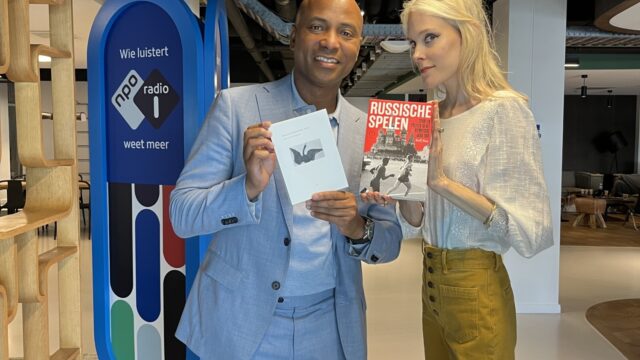 'Russische Spelen' en 'Rouw' zijn de NPO Radio 1 Non-Fictie Boeken van de Maand van deze zomer
