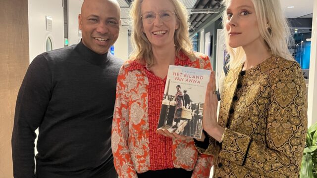 'Het eiland van Anna' door luisteraars uitgeroepen tot het NPO Radio 1 Non-Fictie Boek van het Jaar 2024
