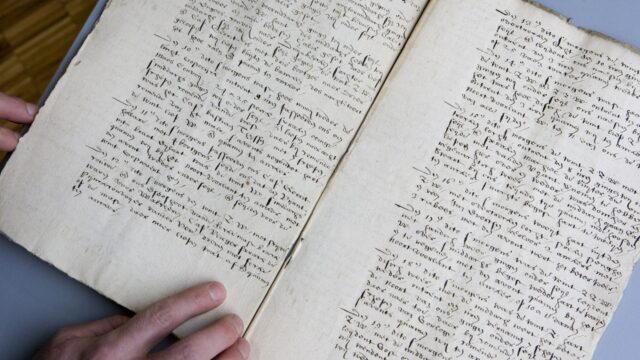 'In de 17e eeuw werd er beter gearchiveerd' en 'het is belangrijk een tijdsbeeld te creëren'