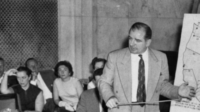 'Trump doet denken aan communistenjager McCarthy'
