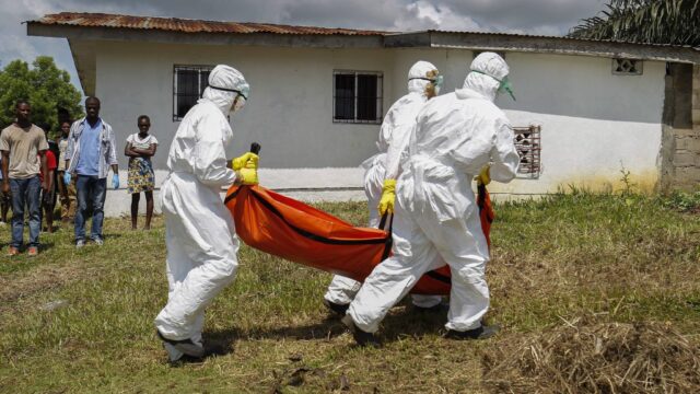 Wat valt er te leren van de ebola-uitbraak in West-Afrika van tien jaar geleden?