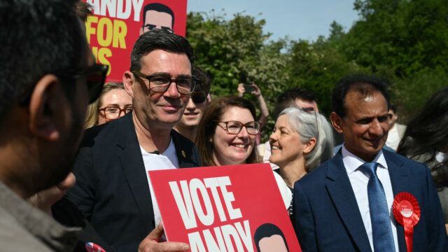 Gaat de burgemeester van Manchester zorgen voor een politiek aardverschuiving in het VK?