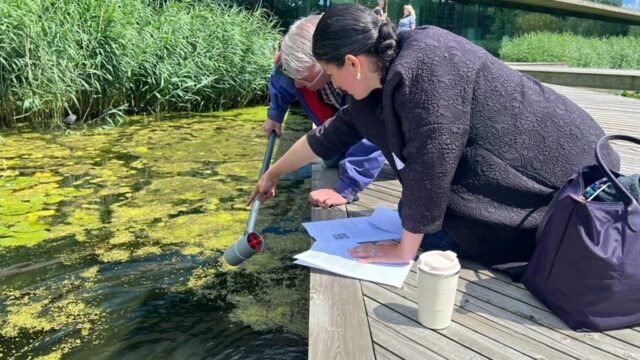 Burgerwetenschappers gaan jaar lang waterkwaliteit meten