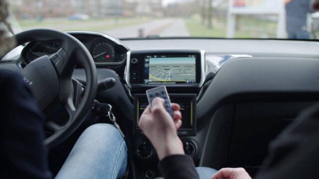 Terug naar de basis: de terugkeer van fysieke knoppen in auto's