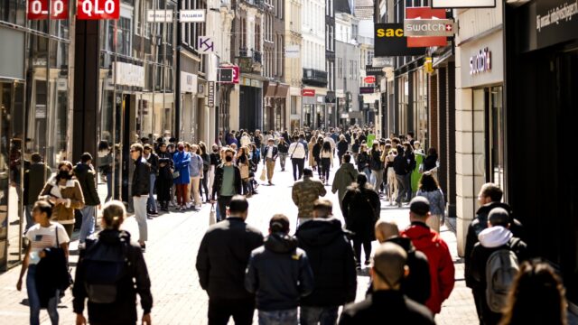 SCP: een op de zes Nederlanders heeft te maken met stapeling van problemen