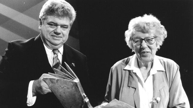 Wat zijn de grappigste, mooiste en meest ontroerende klaaggedichten?