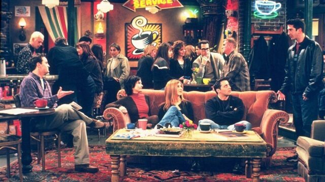 Podcast De Dag: een ode aan Chandler (en Friends)