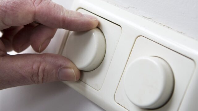 Stand.nl: 'Huishoudens moeten veel minder elektriciteit verbruiken'