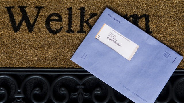 Steeds meer mensen hebben 'toeslagenvrees': 'Mijn zoon moest 5000 euro terugbetalen binnen 14 dagen'