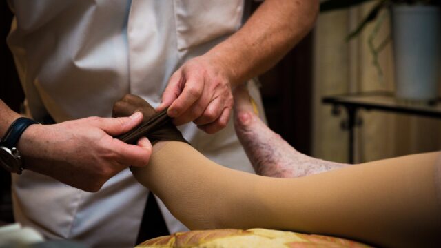 Podcast De Dag: je werk in de knel door mantelzorg