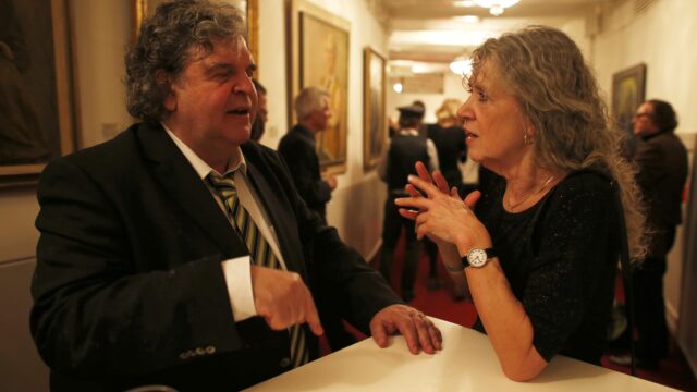 Podcast De Dag: Drie boekentips van drie generaties schrijvers