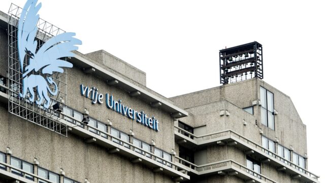 'Als je je billen afveegt met wetenschap, verdien je geen podium bij een wetenschappelijk instituut'